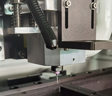 고체촬상소자카메라와 W1650mm KAVO 가늘고 길 자동이 PCB 라우터 디파넬링 기계