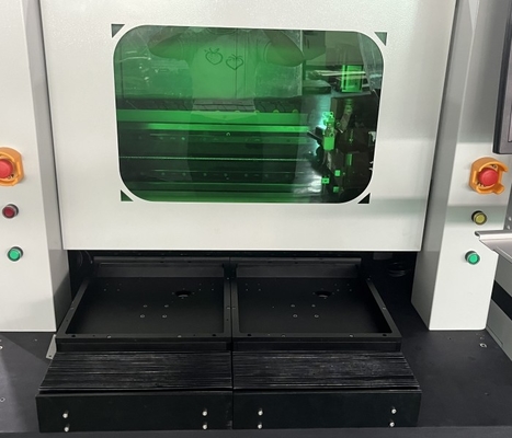 고체촬상소자카메라와 W1650mm KAVO 가늘고 길 자동이 PCB 라우터 디파넬링 기계