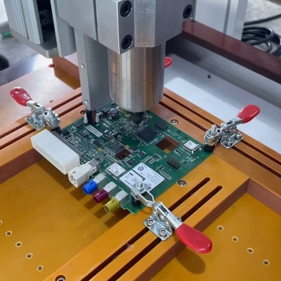 0.3-3.5mm PCB 셰어 두께 베트남 PCB 라우터 머신 10W 전력