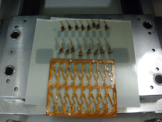 시트 금속 다이, PCB 펀칭 세공을 도구화하는 PCB 데파네링 금속 스탬핑