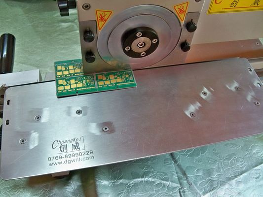 GMC 400 mm/S Ｖ 삭감 PCB 데패널이저 프린터 배선 기판 Cnc 기계