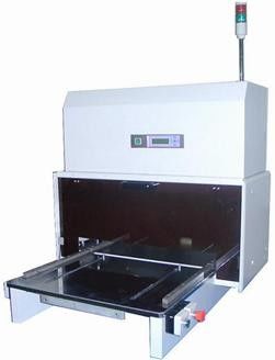 빠른 곰팡이 교체와 함께 고도로 자동 PCB 펀칭 머신