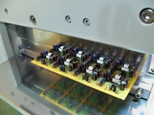 혹독한 V-커트 PCB 분리대 분리 길이 최고 330까지 밀리미터, PCB 데파넬레르