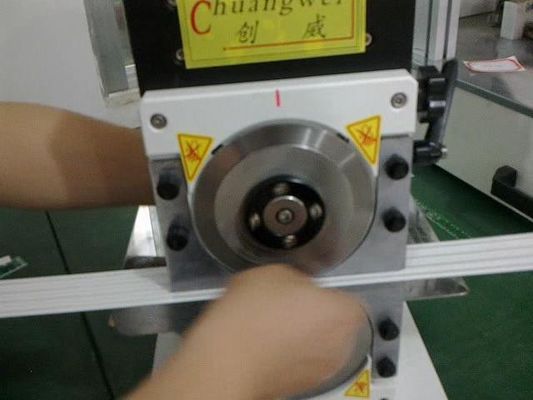 품질 보증 PCB 디파넬링 기계는 베트남 빠른 전달을 수출했습니다