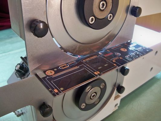 330 밀리미터 Pcb 커터 패널 분리 절단은 인쇄된 써클 이사회를 프리-스코레드